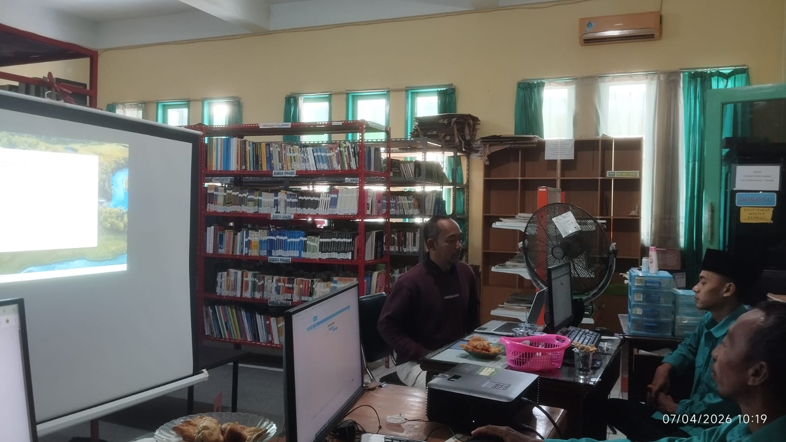 Perpustakaan Universitas Islam Jember Menyelenggarakan Pelatihan Pengelolaan Repositori dalam Upaya Peningkatan Layanan Akademik